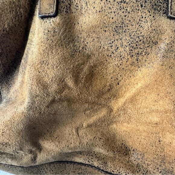 Michael Kors Hamilton Distressed Suede large
Tote Brown - Picture 5 of 13